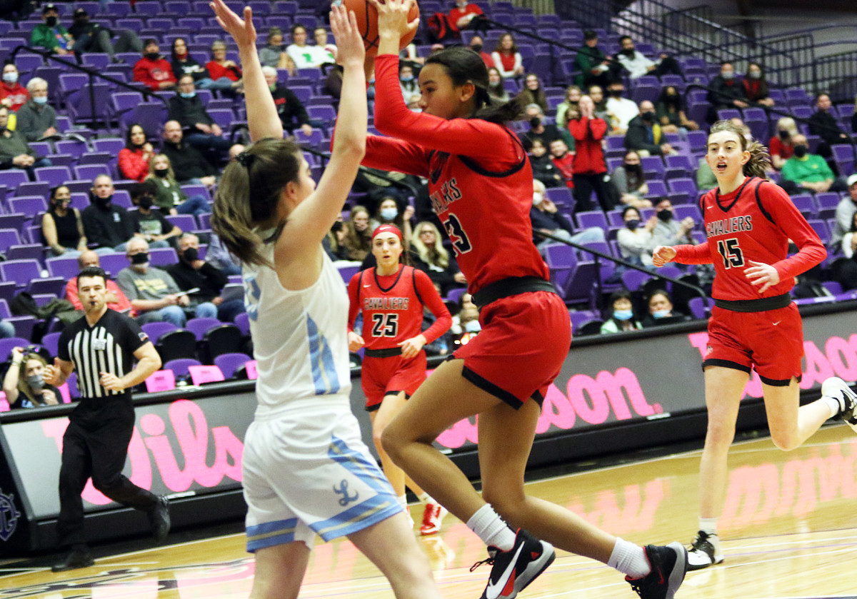Clackamas Lakeridge girls basketball Dan Brood 16